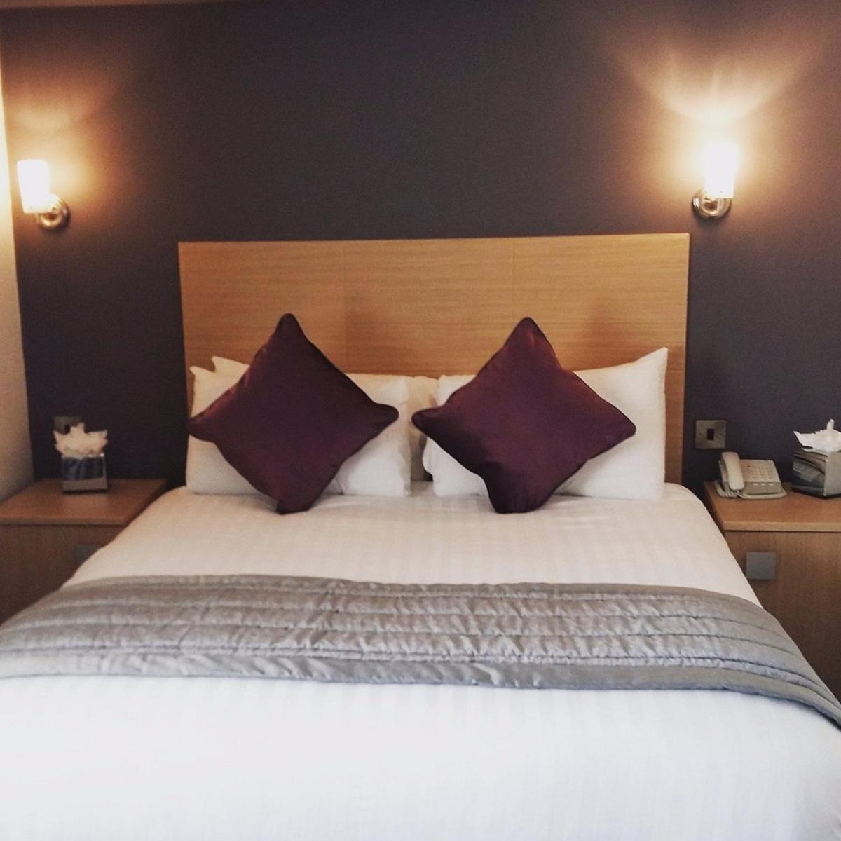 Cambridge Hotel Waterfront برغهاوس المظهر الخارجي الصورة